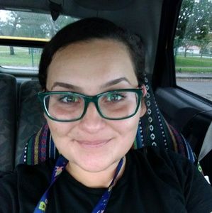 Meet your Posher, Laura